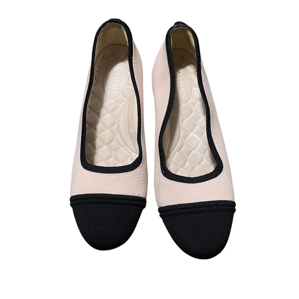 Vivaia Almond-Toe Chunky Heels (Julie Pro) Size 9.5 
Comfort office‎ Feminine